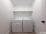 651 2400 W - Photo 17