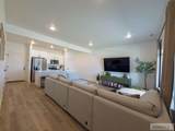 651 2400 W - Photo 2