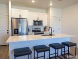 651 2400 W - Photo 3