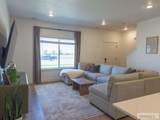 651 2400 W - Photo 5