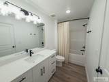 651 2400 W - Photo 9
