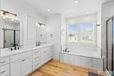 1591 805 E - Photo 16