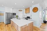 1591 805 E - Photo 8