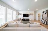 1098 Ashlyn Wy - Photo 9