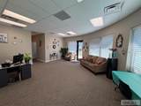207 Broadway Street - Photo 17