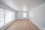 675-677 Holbrook Drive - Photo 4