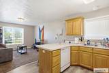 885 Andrews Place - Photo 32