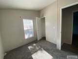 194/196 Center Street - Photo 20