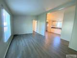 194/196 Center Street - Photo 8