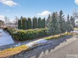 1002 E Street - Photo 37