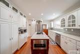 999 Lee Avenue - Photo 15