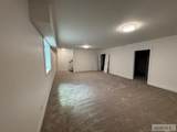 317 315 W - Photo 24
