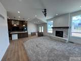 317 315 W - Photo 6