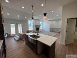 317 315 W - Photo 8
