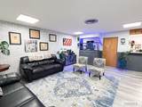 890 Oxford Drive - Photo 32
