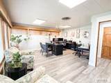 890 Oxford Drive - Photo 33