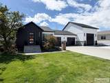 464 19th Street - Photo 1