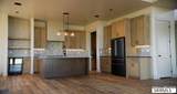 758 Peak View Estate - Photo 7