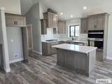 832 Oak Hill Way - Photo 2