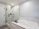 832 Oak Hill Way - Photo 14