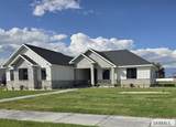 832 Oak Hill Way - Photo 1