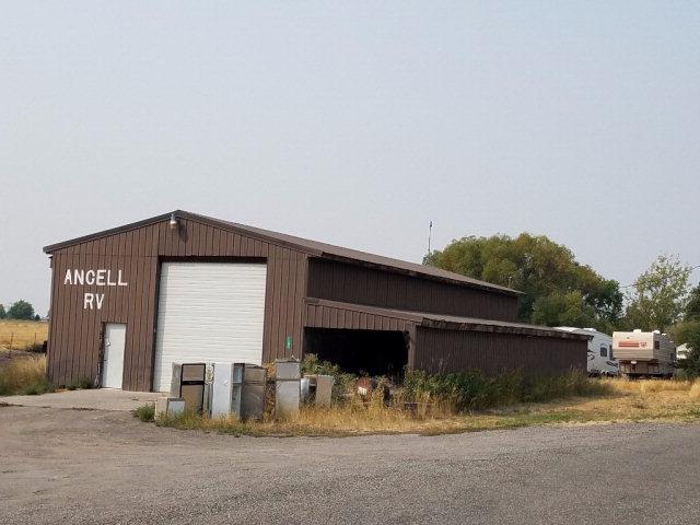 2590 600 N - Photo 1