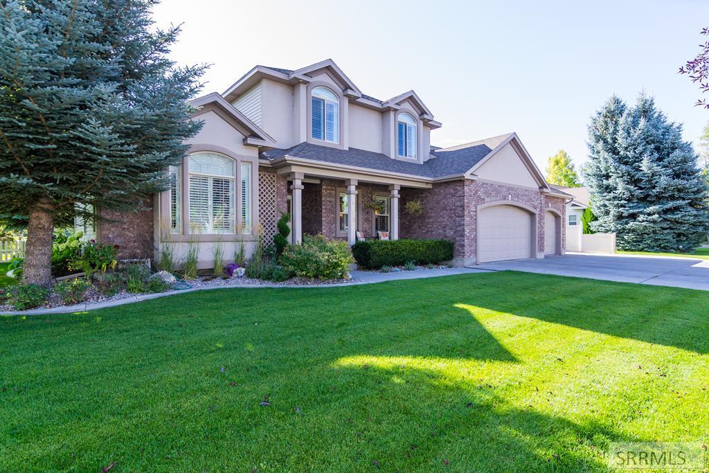 5810 Gleneagles Drive - Photo 1