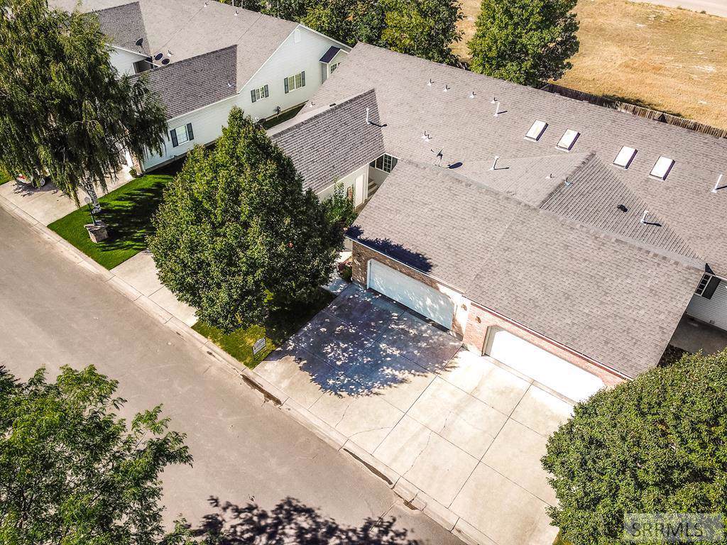 3054 Thayer Bridge Circle - Photo 1
