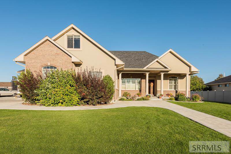 677 Deon Lane - Photo 1