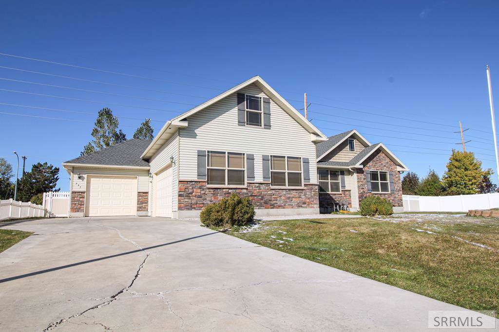 595 Ivans Lane - Photo 1