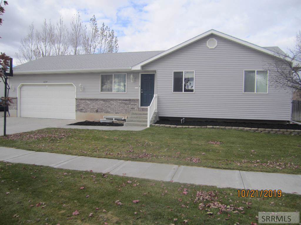 3237 Larson Drive - Photo 1