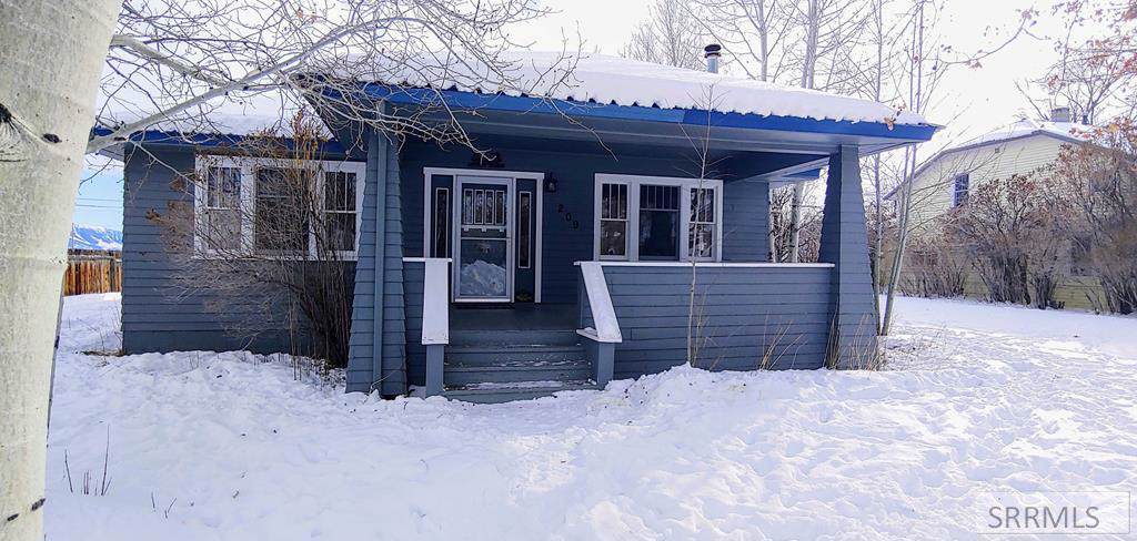 209 Park Avenue - Photo 1