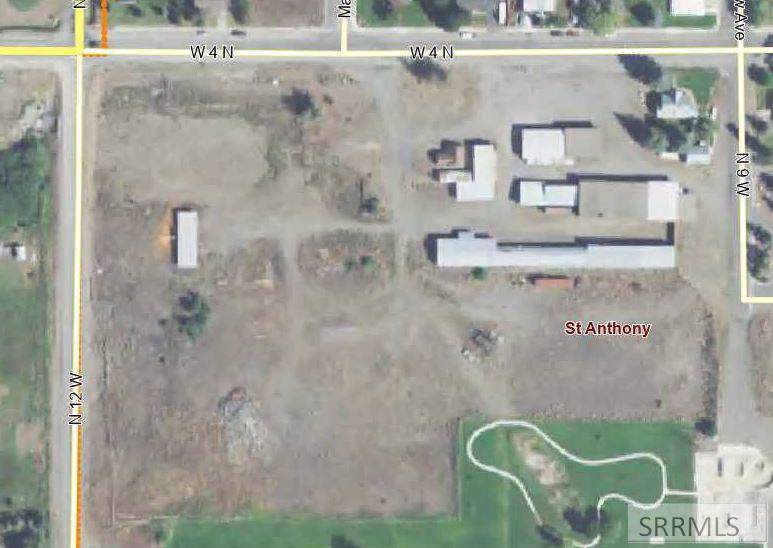 950 4th N - Photo 1