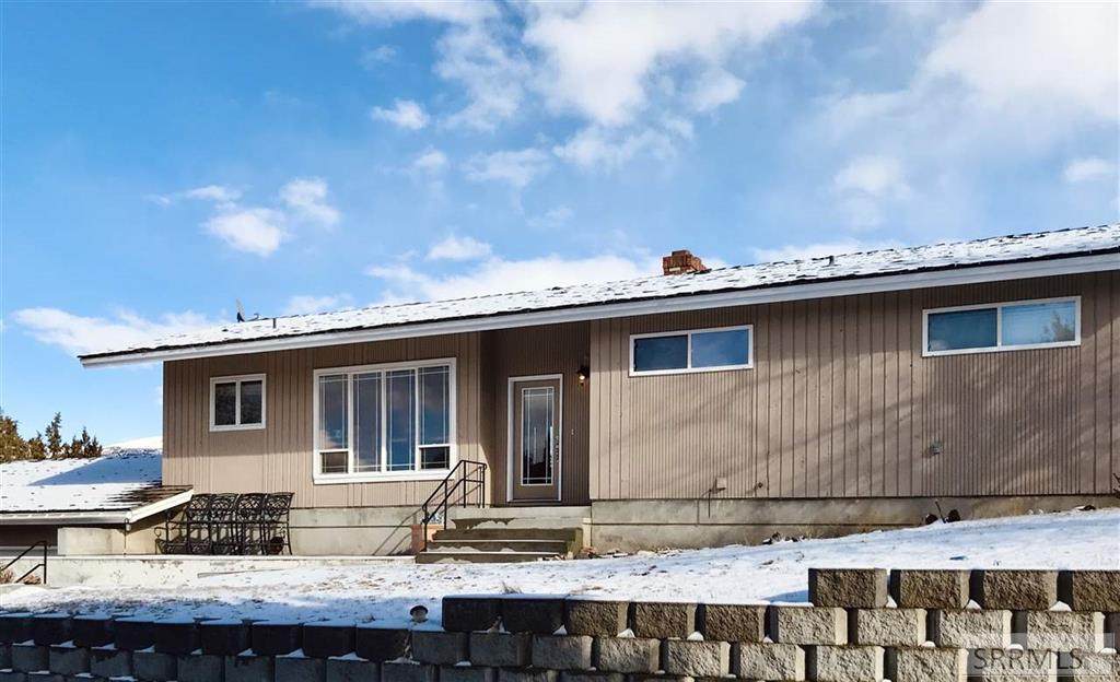 1135 Sage Drive - Photo 1