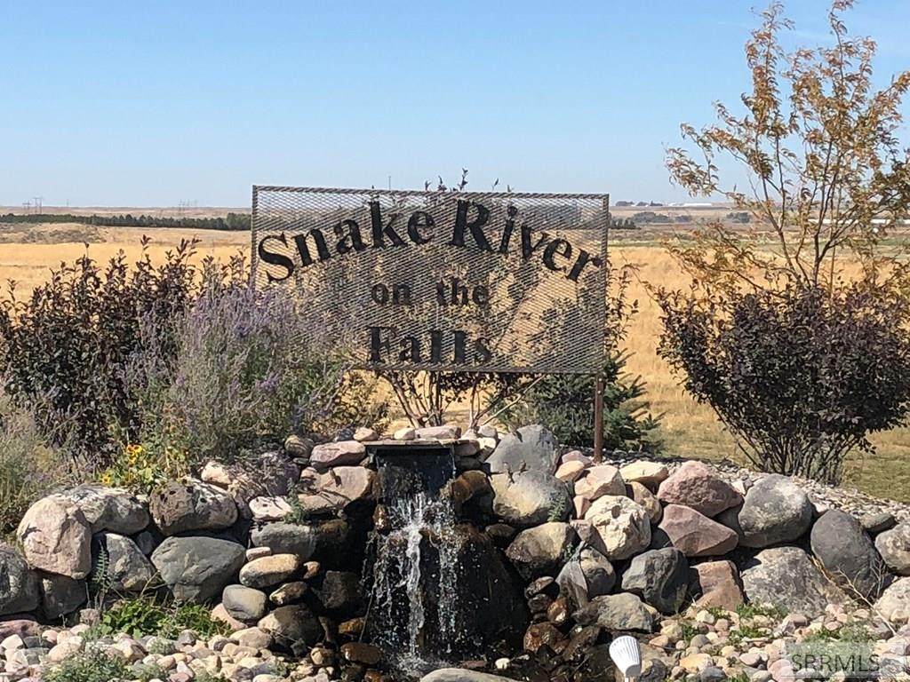 L8B3 Snake River Drive - Photo 1