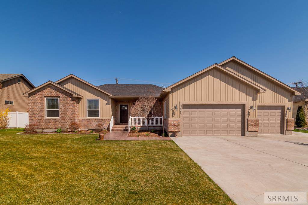 3837 Colts Glen Lane - Photo 1 3837 Colts Glen Lane - Photo 1