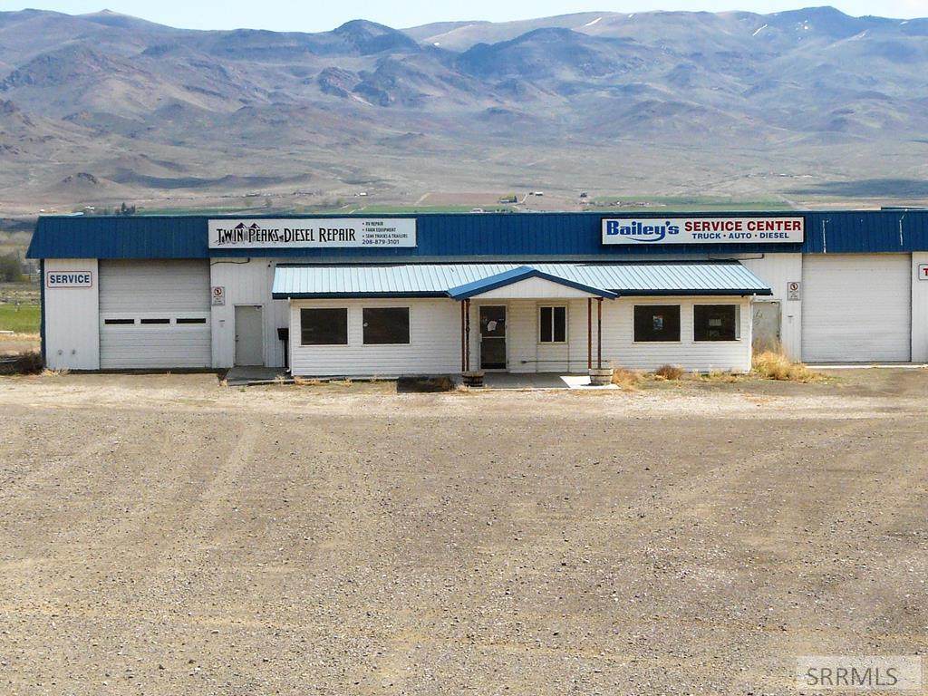 1301 Hwy 93 - Photo 1