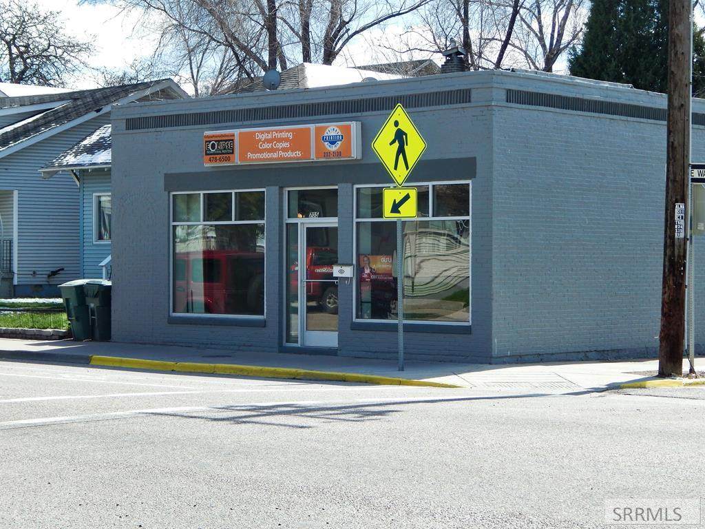 705 4th Avenue - Photo 1