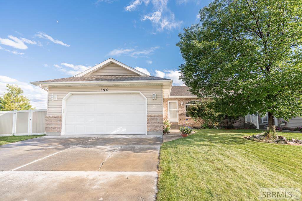 390 Bridger Drive - Photo 1