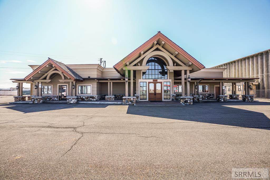 3750 Yellowstone Hwy - Photo 1