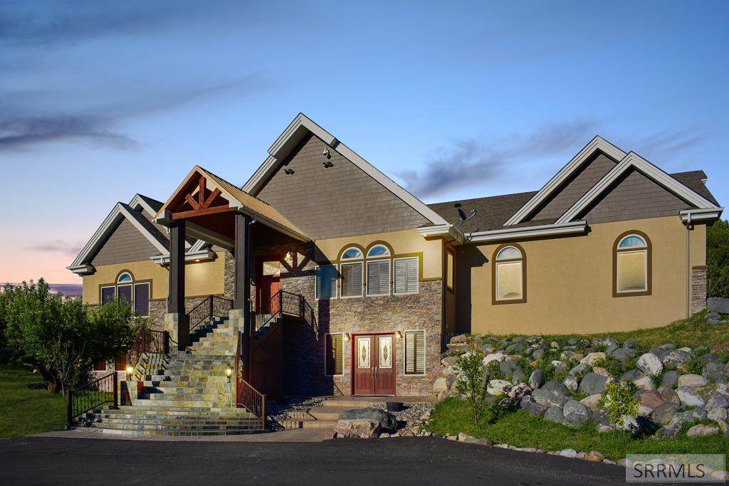 1280 Apple Orchard - Photo 1