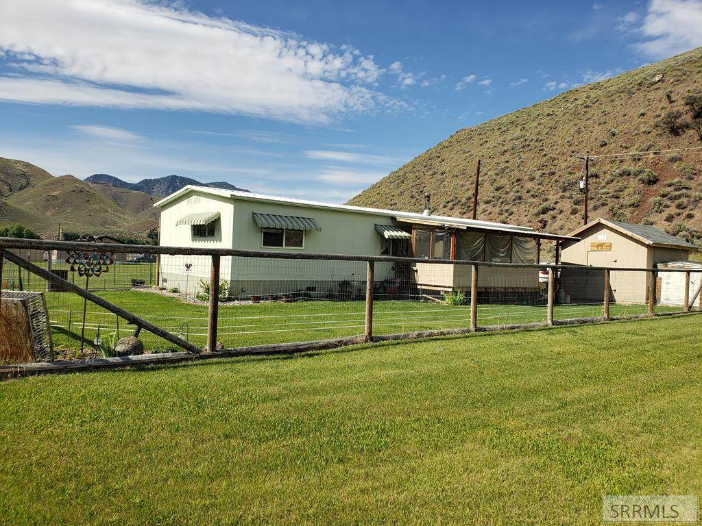 221 Obsidian Drive - Photo 1