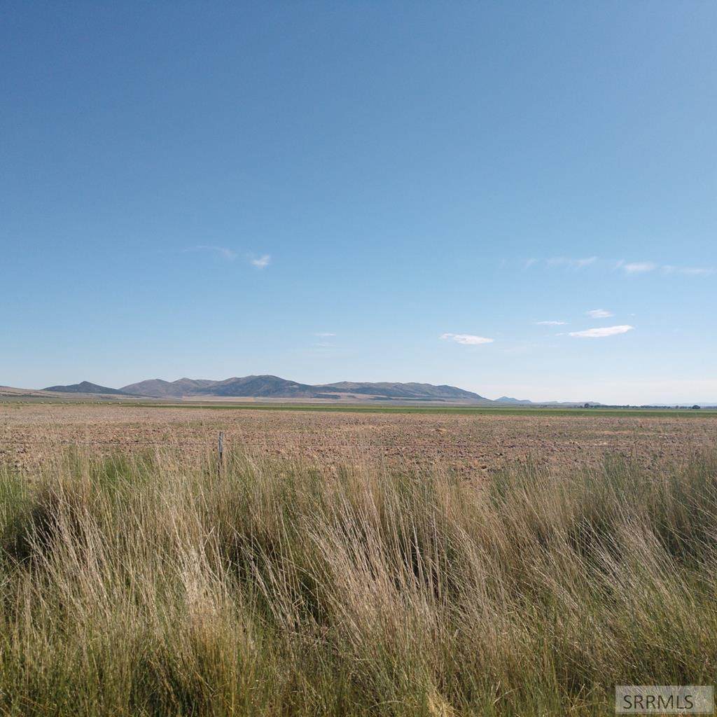 22200 10500 S - Photo 1