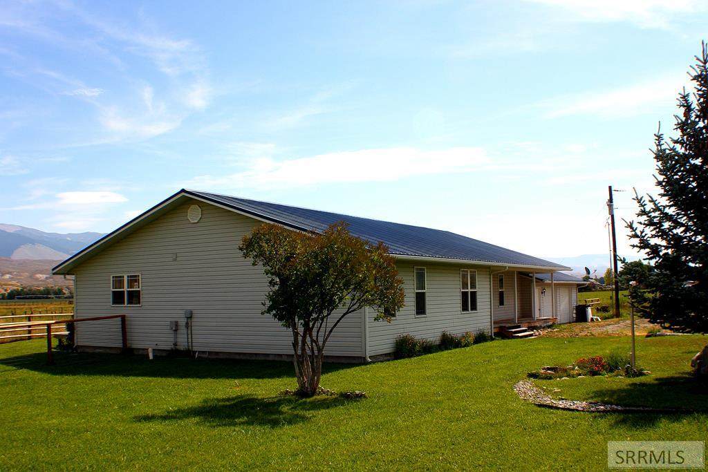 280 Hwy 28 - Photo 1