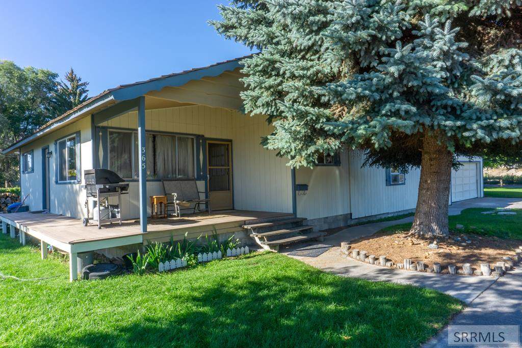 365 Anderson - Photo 1