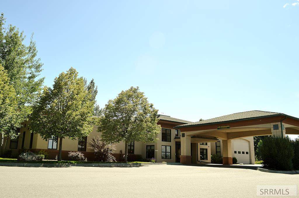 2060 Woodruff Avenue - Photo 1