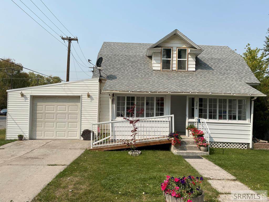 284 South Street - Photo 1