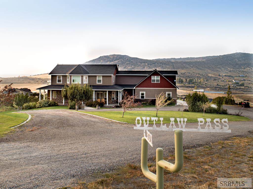 9200 Outlaw Pass - Photo 1