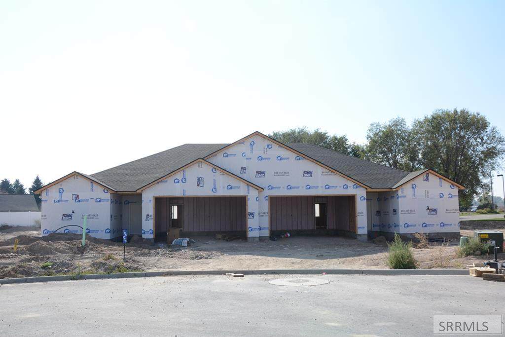233 Park View Loop - Photo 1