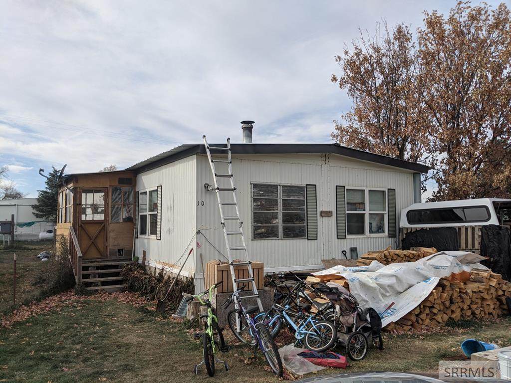 3477 1300 E - Photo 1